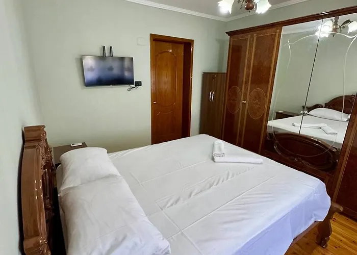 Bicuni Brothers Guesthouse-couples Gjirokastër